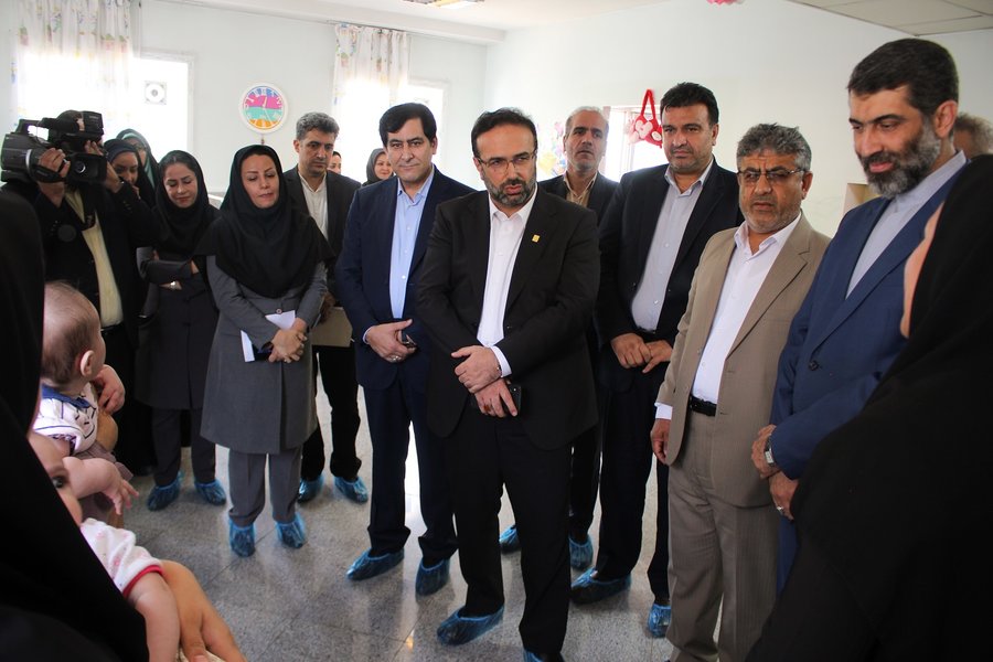 البرز | رئیس کل دادگستری استان البرز از شیرخوارگاه امام علی (ع) کرج بازدید بعمل آورد