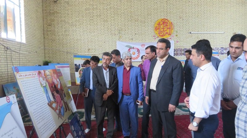 کرمان|برپایی نمایشگاه با موضوعات مختلف اجتماعی در شهرستان ریگان 