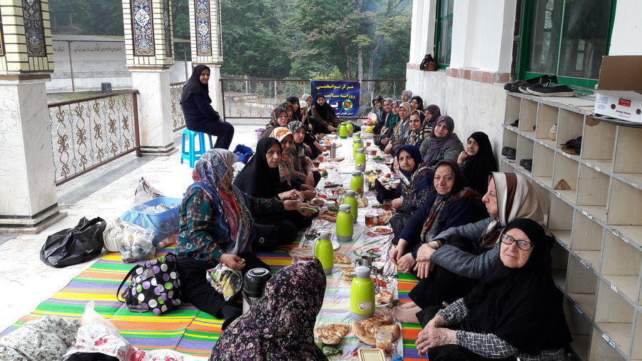 گلستان| علی آباد| برگزاری اروی تفریحی زیارتی سالمندان به امامزاده قرن آباد