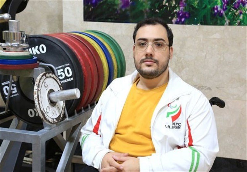 پیام تبریک رییس سازمان بهزیستی در پی کسب مدال طلا توسط روح الله رستمی، ورزشکار توانخواه قهرمان 