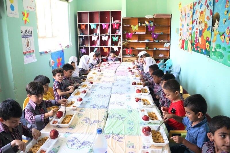 بوشهر |  ۴۱۳۹ کودک در مهدهای کودک  استان بوشهر از یک وعده غذای گرم برخوار شد