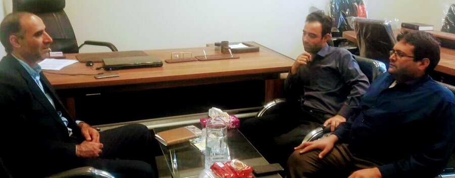همدان|اسد آباد |جلسه بررسی خدمات مورد ارائه به جامعه هدف بهزیستی با رئیس کتابخانه شهرستان 