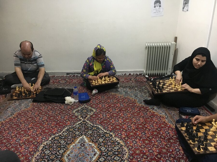 تهران |ملارد |برگزاری جلسات آموزشی شطرنج  برای روشندلان در ملارد