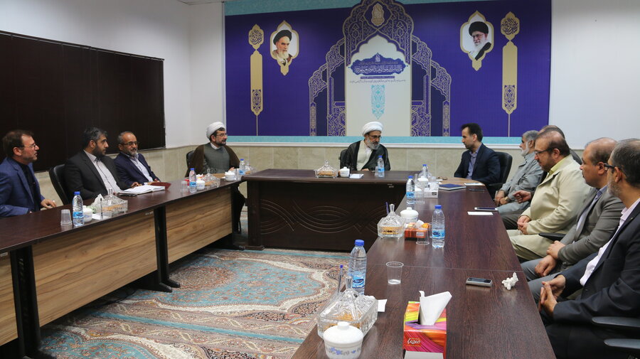 قم / دیدارسرپرست بهزیستی استان قم با تولیت مسجدمقدس جمکران