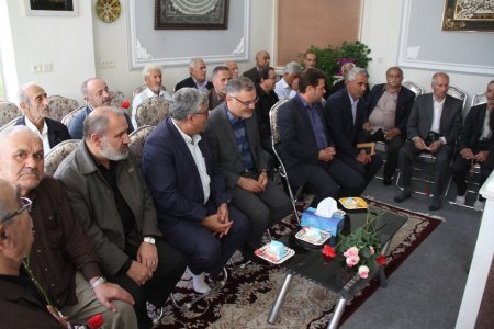 بازدید و دلجویی از سالمندان رایحه امید استان 