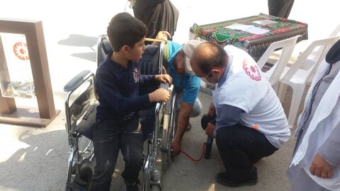 گزارش تصویری از خدمت رسانی کارکنان بهزیستی ایلام  به زائران اربعین حسینی در مرز مهران