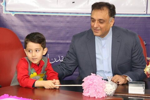 گزارش  تصویری دیدار کودکان مهد کاوه با مدیر کل بهزیستی استان و معاون امور اجتماعی