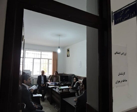 بازدید کارشناسان اورژانس اجتماعی تهران از مرکز اورژانس اجتماعی دهگلان‌