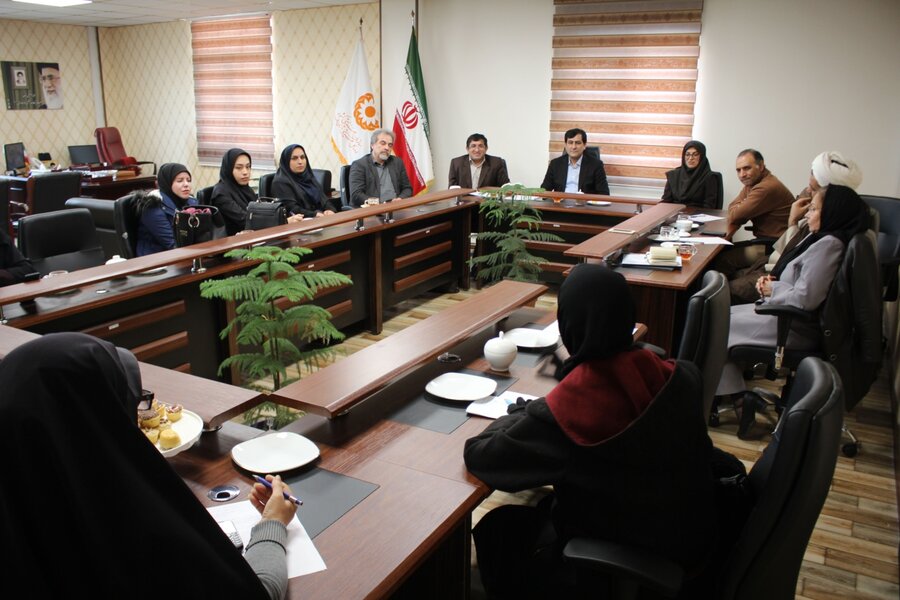 جلسه بررسی چالشها و موانع پیش روی مراکز غیردولتی با حضور مشاور رئیس سازمان بهزیستی کشور در امور معلولین برگزار شد