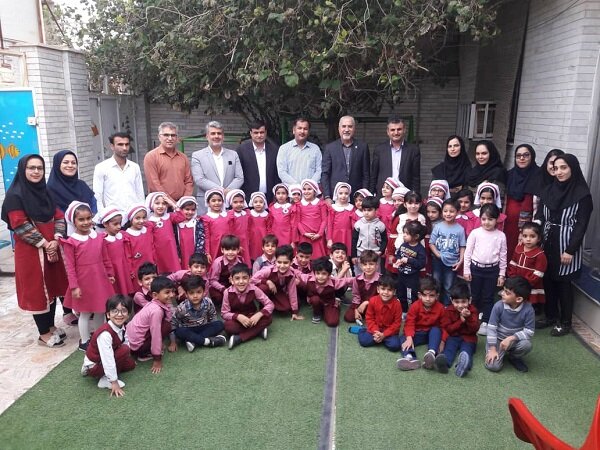 گزارش تصویری ا دیدار سرپرست  و معاونین  بهزیستی استان بوشهر با کودکان در مهدهای کودک دیلم