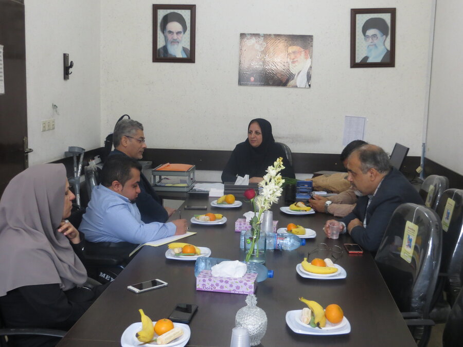  تقدیر سرپرست بهزیستی شهرستان بوشهر از کانون انجمن های  معلولین  