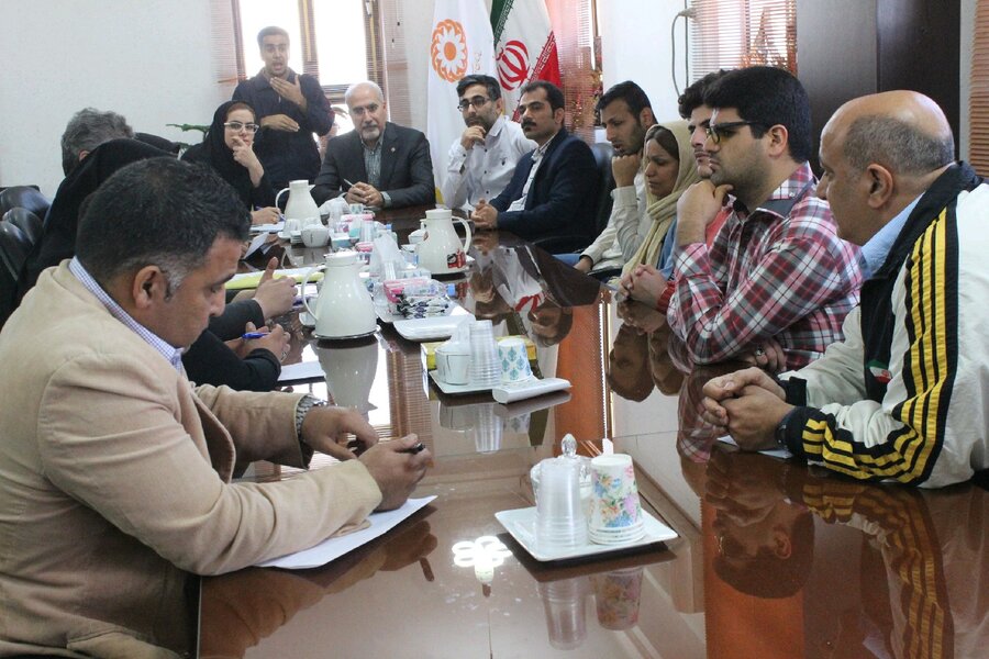 نشست سرپرست بهزیستی  با انجمن های معلولین استان بوشهر برگزار شد 