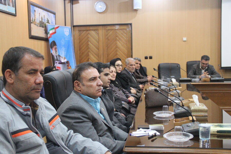 معاون سیاسی، امنیتی و اجتماعی استانداری فارس در دیدار با نمایندگان تشکل های معلولین  :