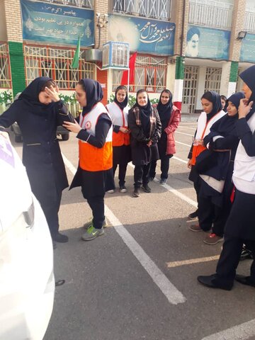 اجرای بیست ویکمین مانور سراسری زلزله همزمان با سراسر کشور در مدارس البرز
