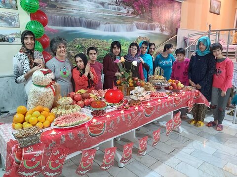 گزارش تصویری | برگزاری مراسم آئینی یلدا در مراکز توانبخشی قزوین