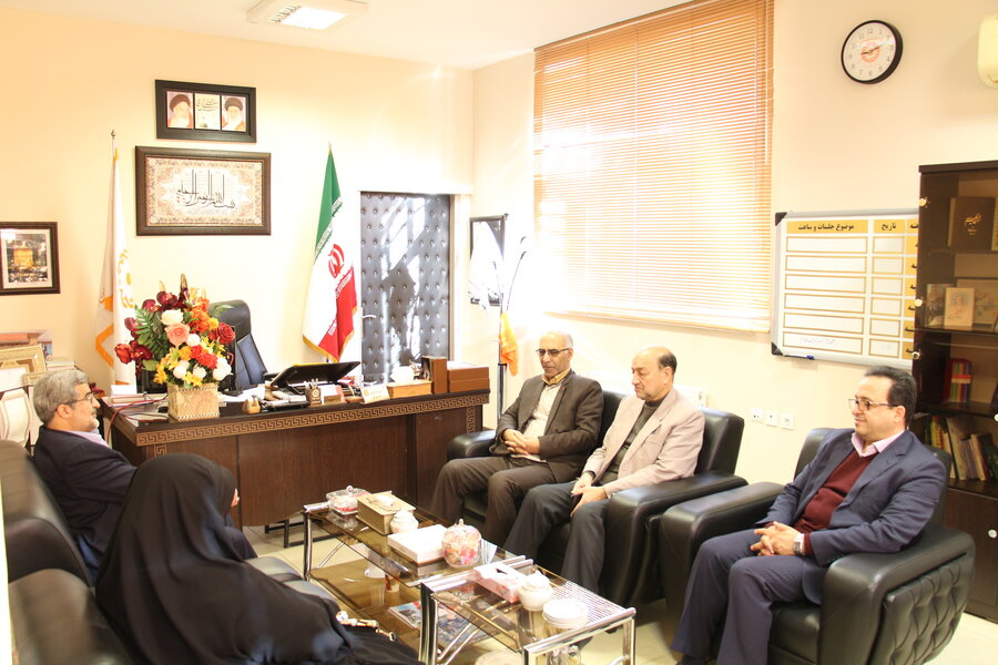 دیدار مدیرکل کمیته امداد امام خمینی(ره) با مدیرکل بهزیستی استان سمنان