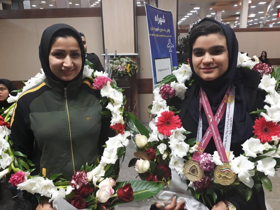 مراسم استقبال از مدال‌آور بانوی بوشهری در نخستین دوره مسابقات پاراوزنه برداری قهرمانی کشور + تصاویر