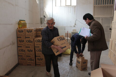 گزارش تصویری ا ارسال کمک های نقدی و غیر نقدی به مناطق سیل زده سیستان و بلوچستان