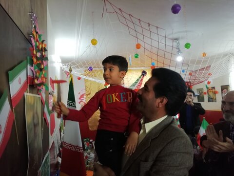زنگ انقلاب در مهدهای کودک تحت نظارت بهزیستی استان نواخته شد