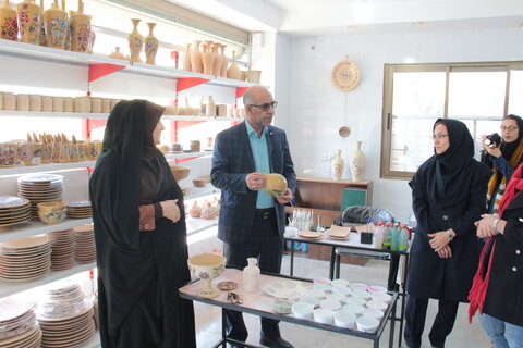 گزارش تصویری ا بازدید مدیرکل بهزیستی استان سمنان از کارگاه اشتغالزایی