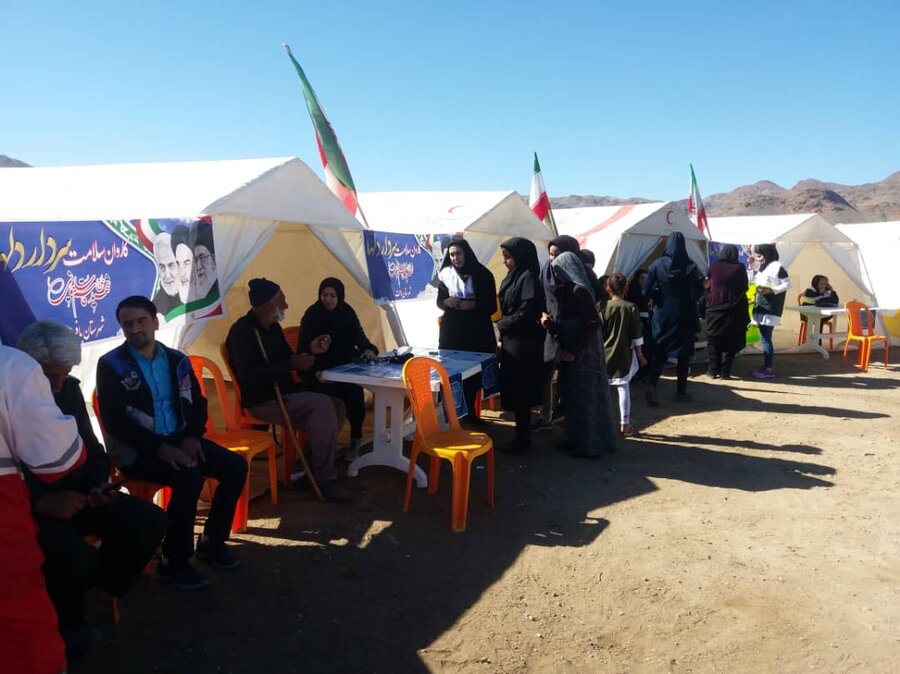 خدمات رایگان بنیاد فرزانگان بهزیستی بافت در اردوی جهادی روستای چاه زاغ خبر