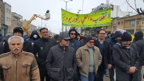 گزارش تصویری| حضور مدیرکل و کارکنان بهزیستی استان در راهپیمایی 22 بهمن