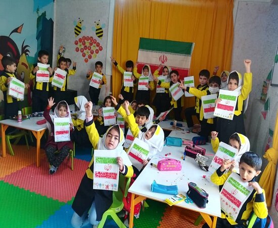 برگزاری جشن انقلاب در مهدهای کودک شهرستان بیجار