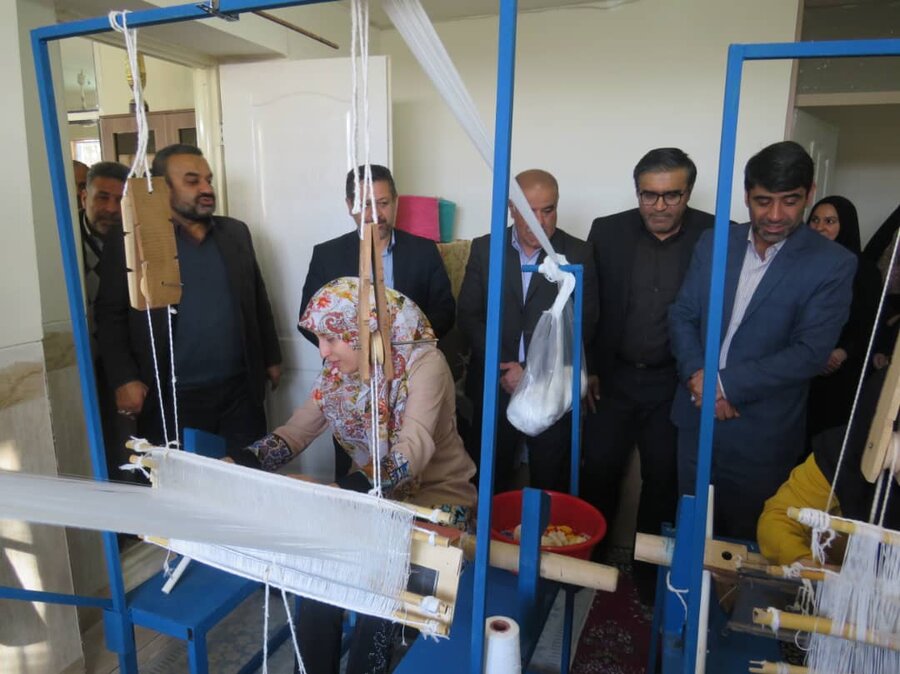 دامغان ا افتتاح کارگاه کرباس بافی ویژه مددجویان توانبخشی در امیریه دامغان