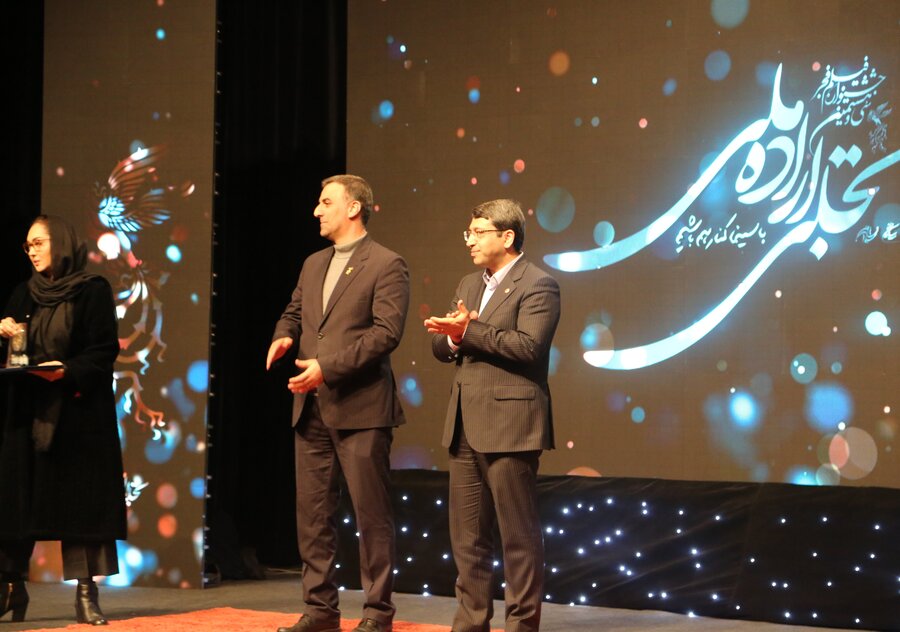 نیکی کریمی در اختتامیه بخش تجلی اراده ملی سی و هشتمین دوره جشنواره فیلم فجر