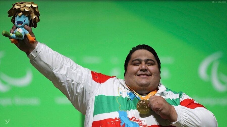 Iranian Paralympian champion Siamand Rahman Dies at 31