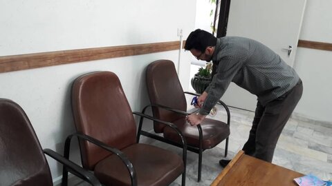 گزارش تصویری ا ضد عفونی روزانه محیط اداری و ماشین آلات اداره بهزیستی شهرستان شاهرود