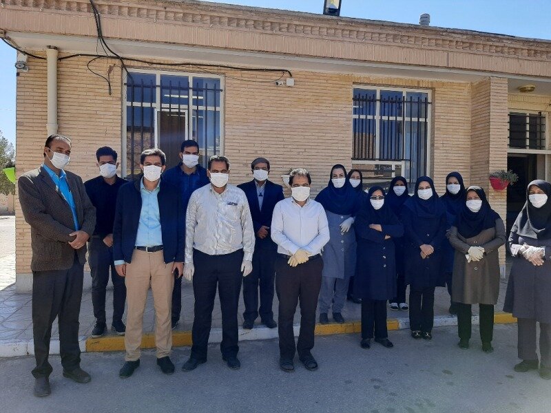 500 ماسک اهدایی مرکز دوخت سیریز در بین کارکنان و مقیمان مراکز بهزیستی زرند توزیع شد