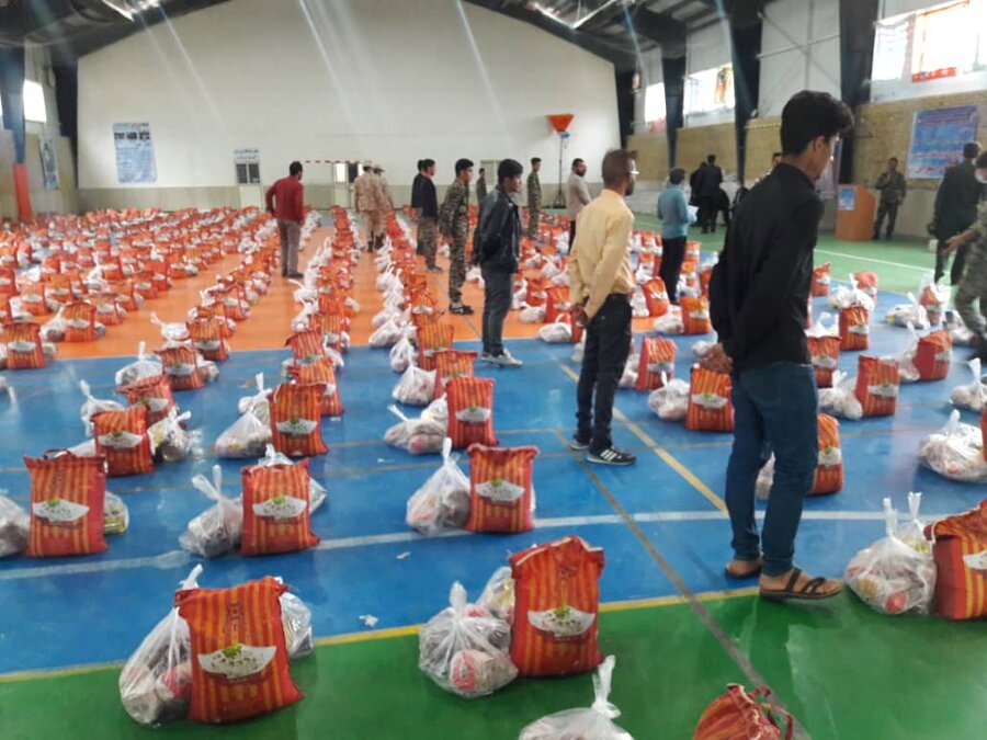 توزیع ۱۰۰۰ بسته مواد غذایی در شهرستان جاجرم 