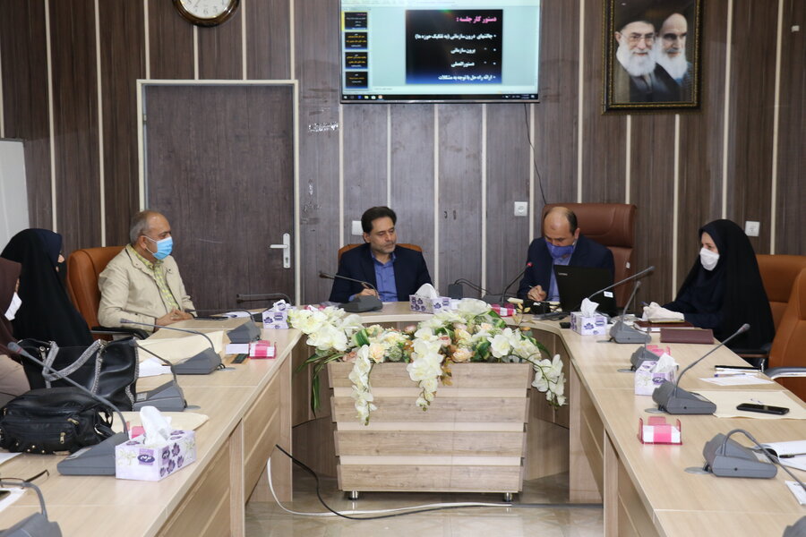 نشست تخصصی با مسئولین مراکز اورژانس اجتماعی استان