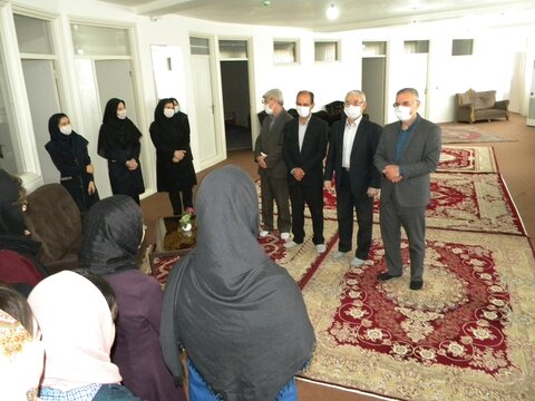 بازدید سرزده مدیرکل بهزیستی استان از روند تکمیل واحدهای موسسه خیریه شکوفه های اردبیل