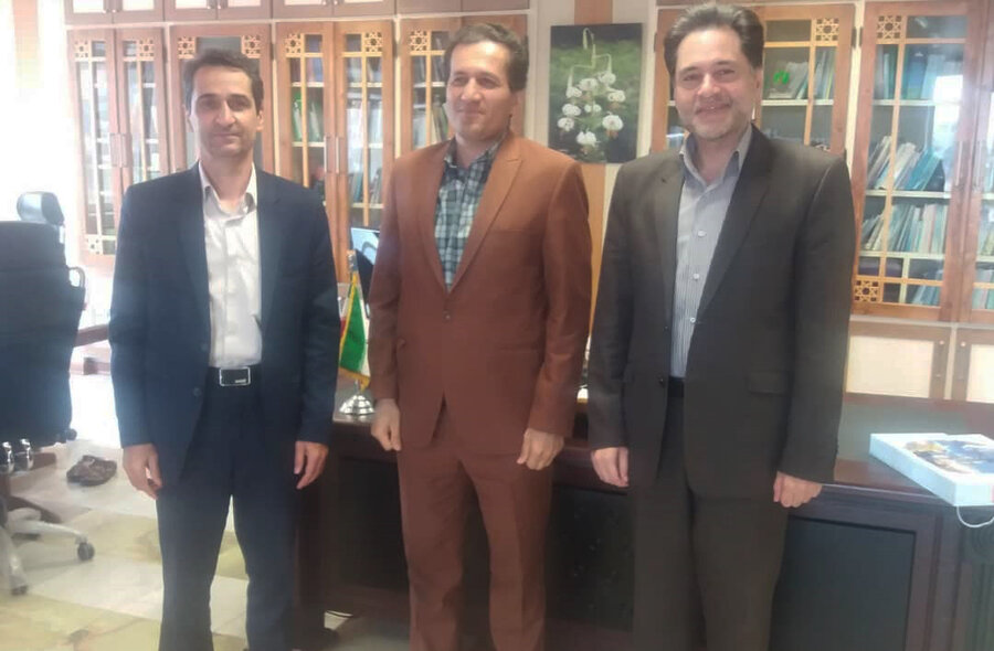 دیدار دکتر حسین نحوی نژاد با مدیرکل دارائی استان گیلان