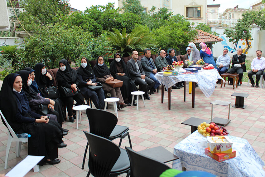 مراسم تجلیل از دختران موفق وبرگزیده تحت حمایت اداره کل بهزیستی استان گیلان در خانه ی شبانه روزی شایگان ثابت