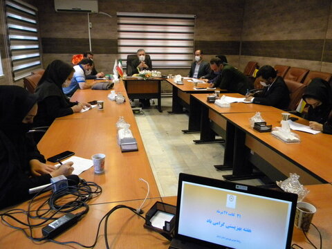 نشست خبری مدیرکل بهریستی استان اردبیل در هفته بهزیستی