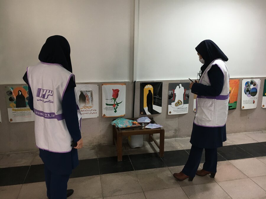ملارد | نمایشگاه عکس و کتاب به مناسبت هفته عفاف و حجاب و  بهزیستی در شهرستان ملارد برگزار شد