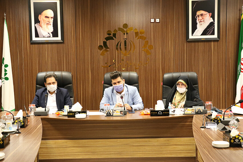 نشست کمیسیون بهداشت شورای شهر رشت با حضور مدیر کل بهزیستی استان