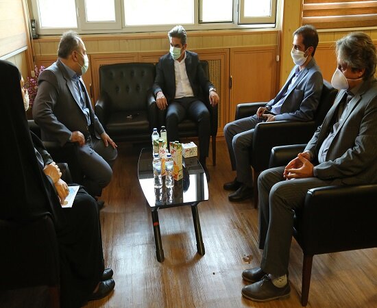  دیدار نماینده مجلس شورای اسلامی با مدیرکل و کارکنان بهزیستی کردستان