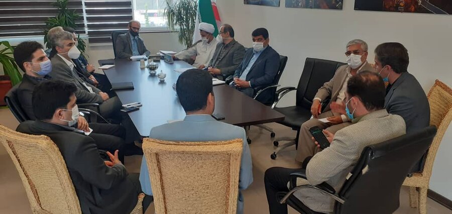 نشست دکتر حسین نحوی نژاد با معاون فرهنگی، اجتماعی،گردشگری سازمان منطقه آزاد انزلی