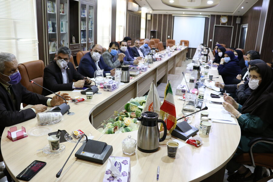 نشست فوق العاده کمیته پیشگیری از بیماریهای واگیر بهزیستی استان / پنجاه و ششمین جلسه