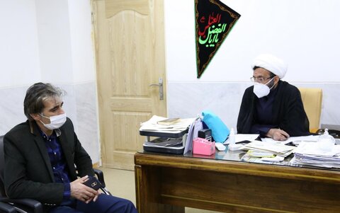 دیدار مدیر روابط عمومی بهزیستی استان با حجت الاسلام مرادی رئیس دفتر نماینده ولی فقیه در لرستان