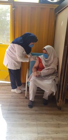 تزریق واکسن آنفولانزا- بهزیستی شهرستان پاکدشت