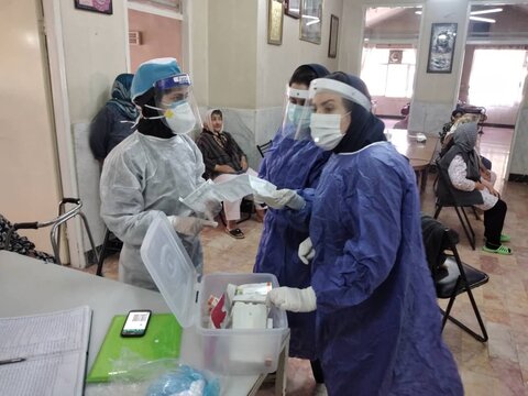 تزریق واکسن آنفولانزا- بهزیستی شهرستان قدس