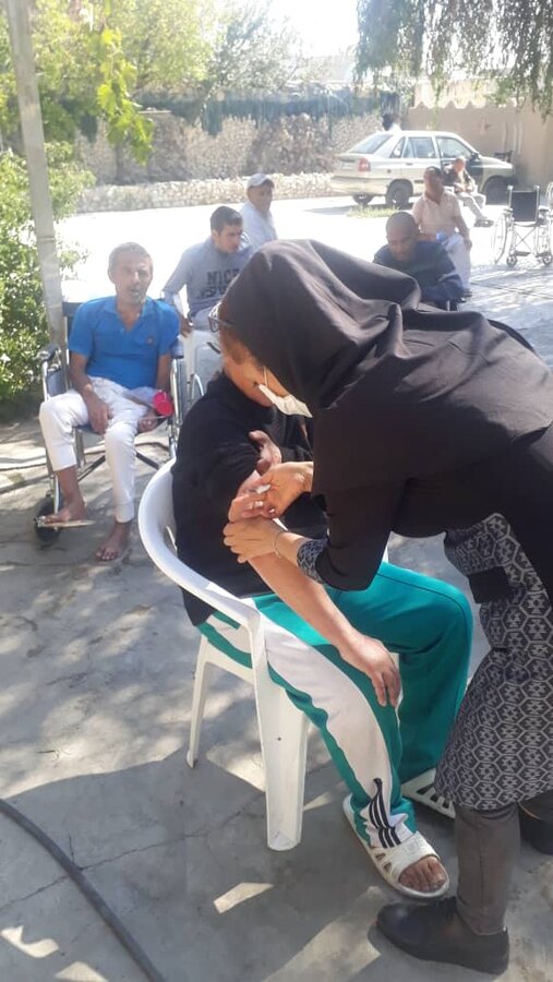 شهریار | واکسینه شدن مددجویان مقیم مراکز نگهداری برابر آنفولانزا