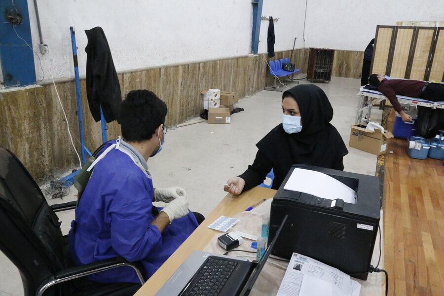 اهداء خون کارکنان اداره کل بهزیستی گلستان در پویش سلامت آفاق در سلامت توست