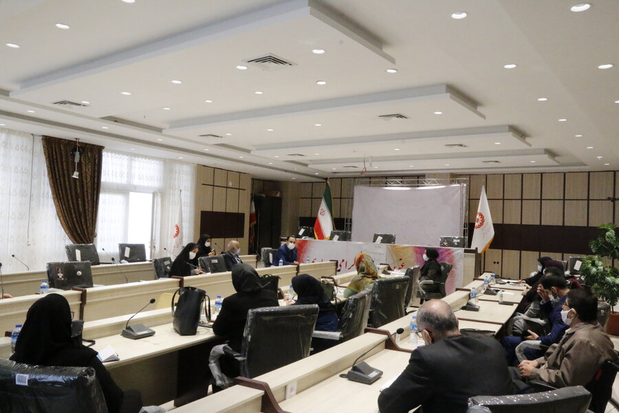 نشست مشورتی مدیرکل بهزیستی گلستان با مدیران مراکز شبه خانواده استان