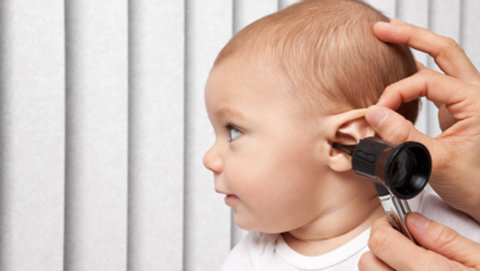 پیشوا| کرونا مانع غربالگری شنوایی نوزادان نشده است